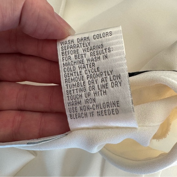 SOLD Koret VTG Ivory Floral Embroidered Button Up Shirt 18W Contrast Trim Blouse - Picture 5 of 6